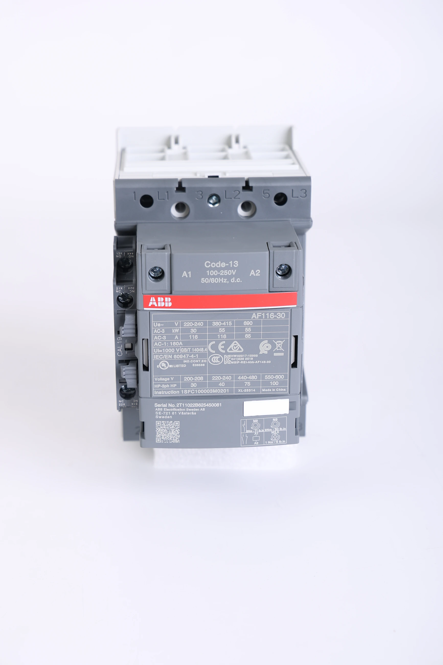 معدات ABB الكهربائية الصناعية
