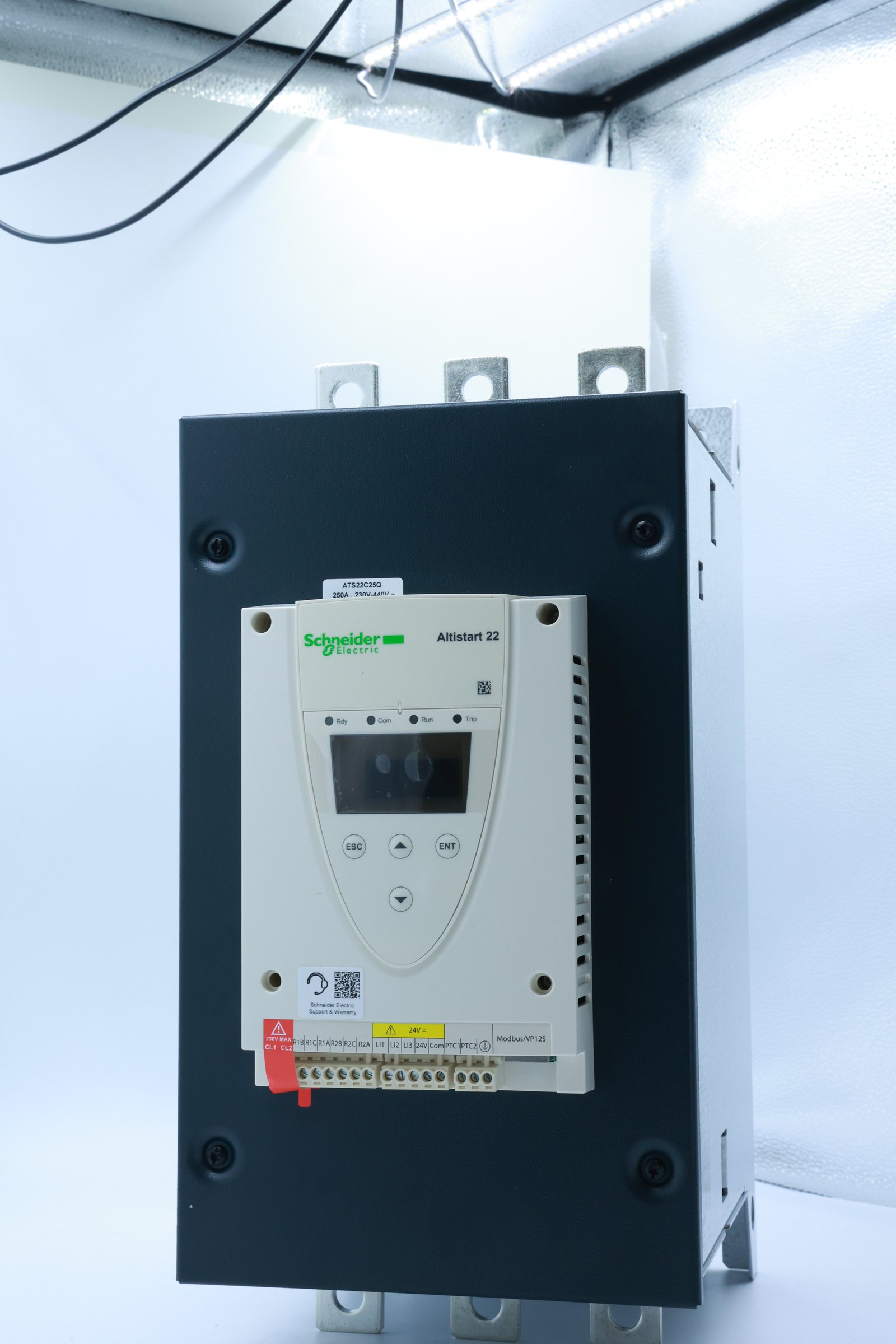 Schneider Electric ATS22C25Q