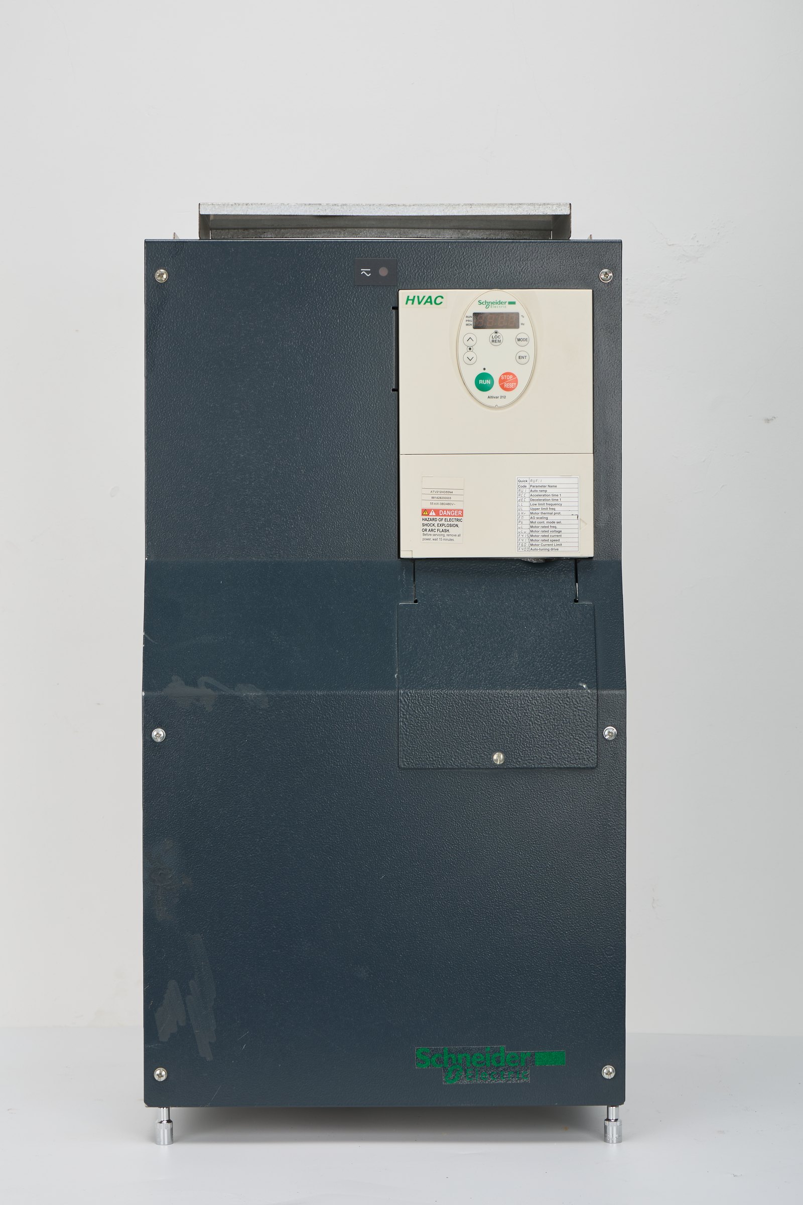Schneider Electric ATV212HD55N4