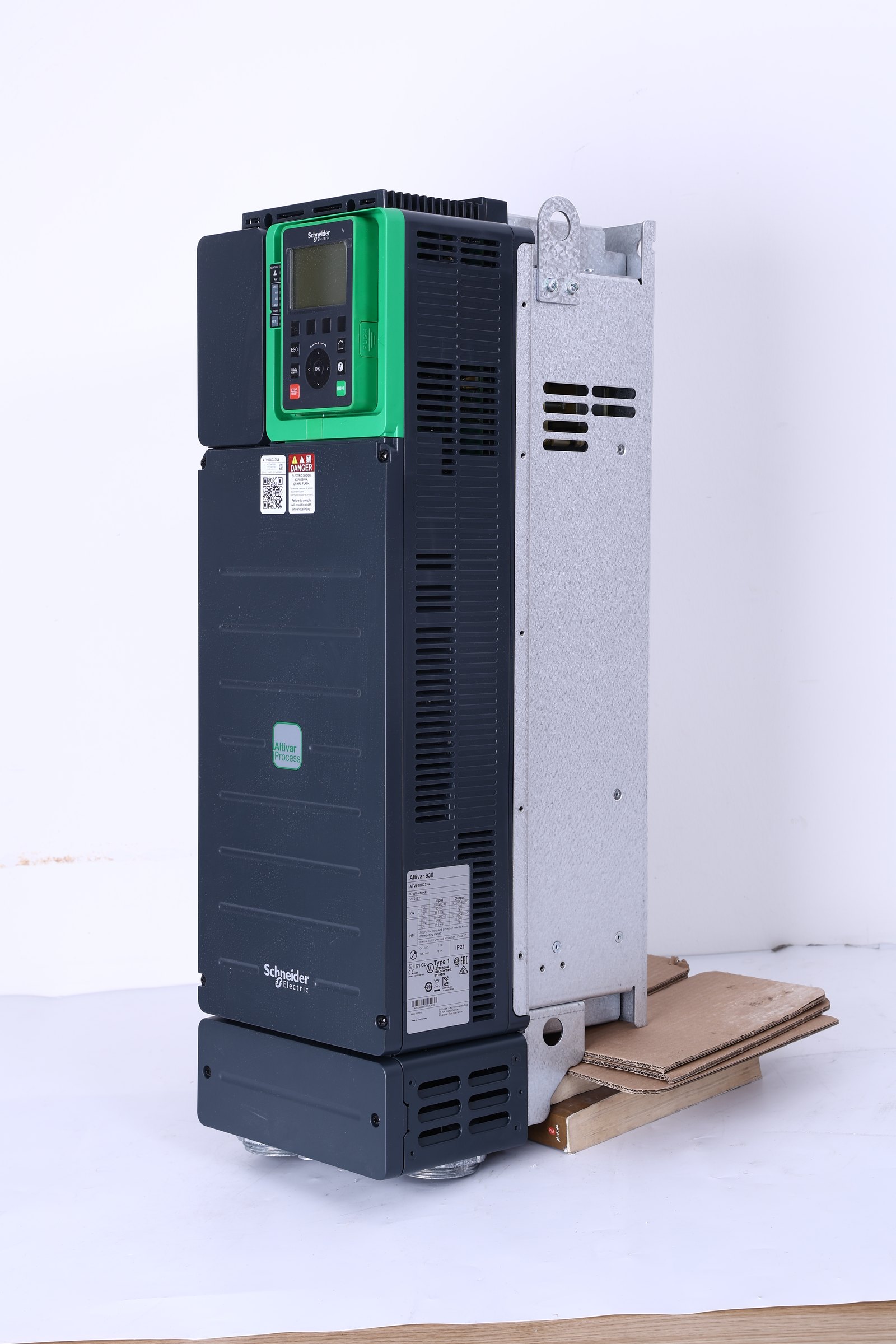 Schneider Electric ATV930D37N4